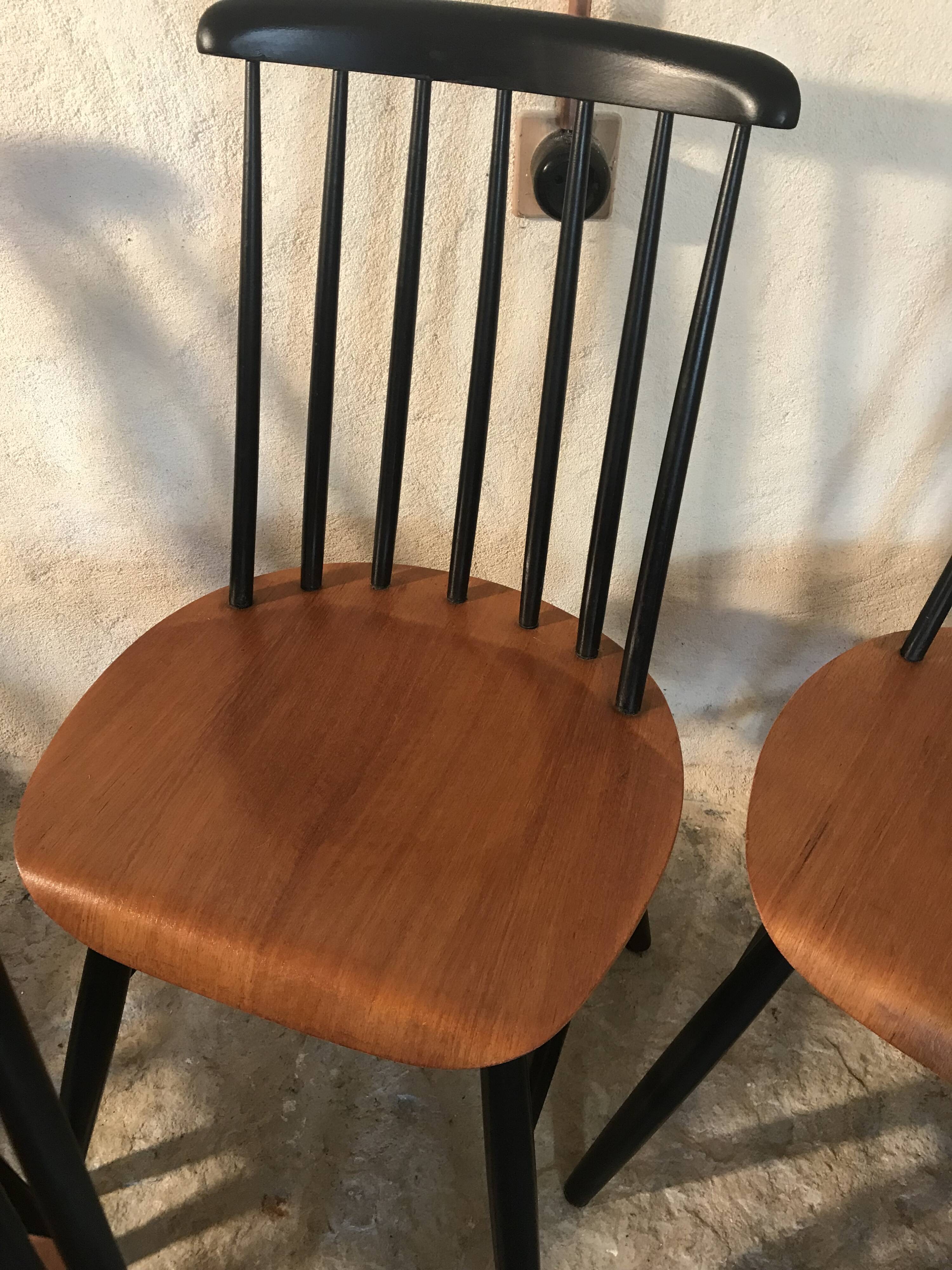 Set of 8 Scandinavian vintage Tapiovaara chairs