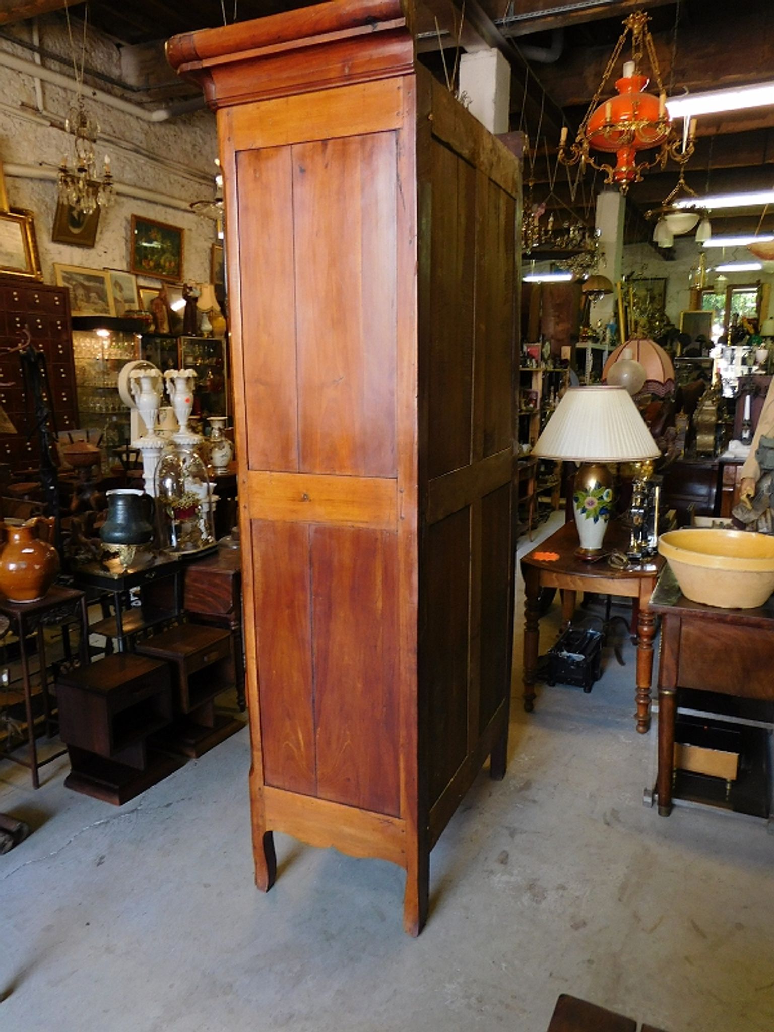 Bonnetiere in cherry 1 door 1 drawer of the xix century