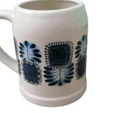 Cups
