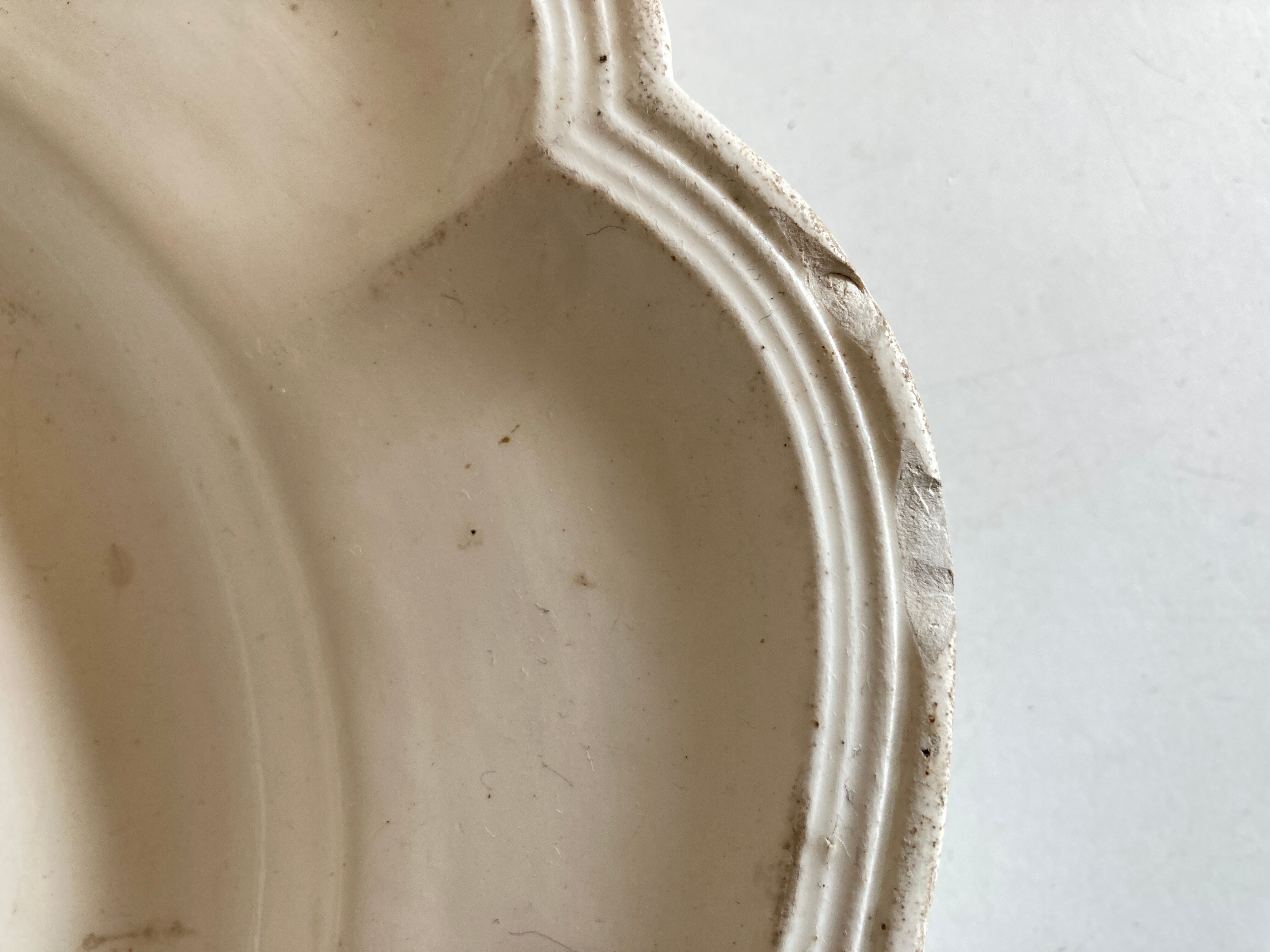 Plate in godenware 19th