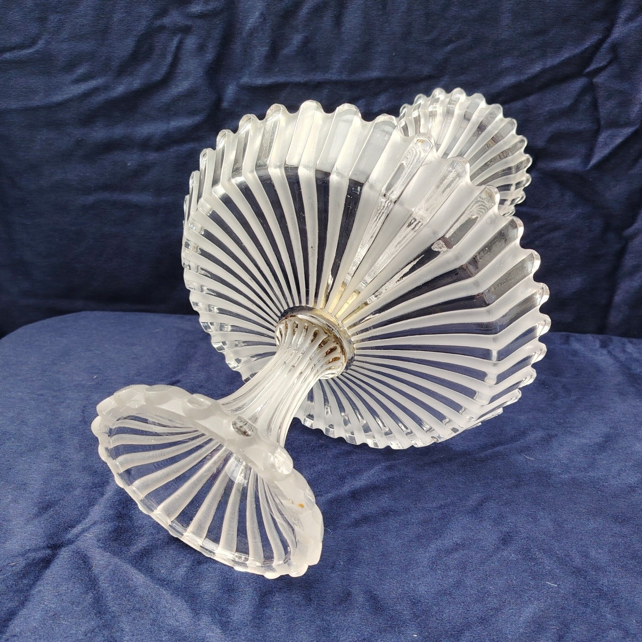 Centrepiece/bouquet holder, Baccarat crystal, vintage