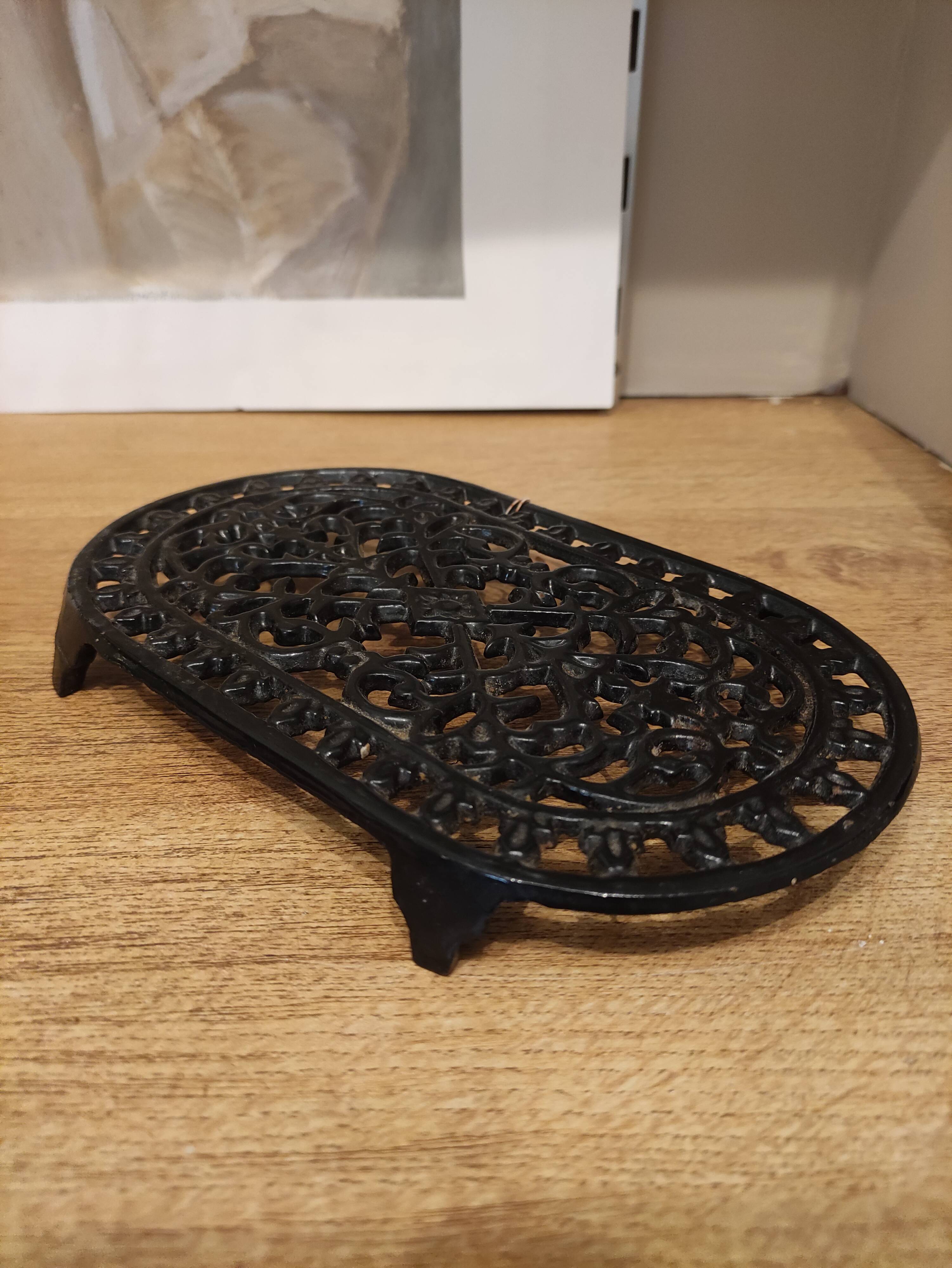 Old cast iron trivia