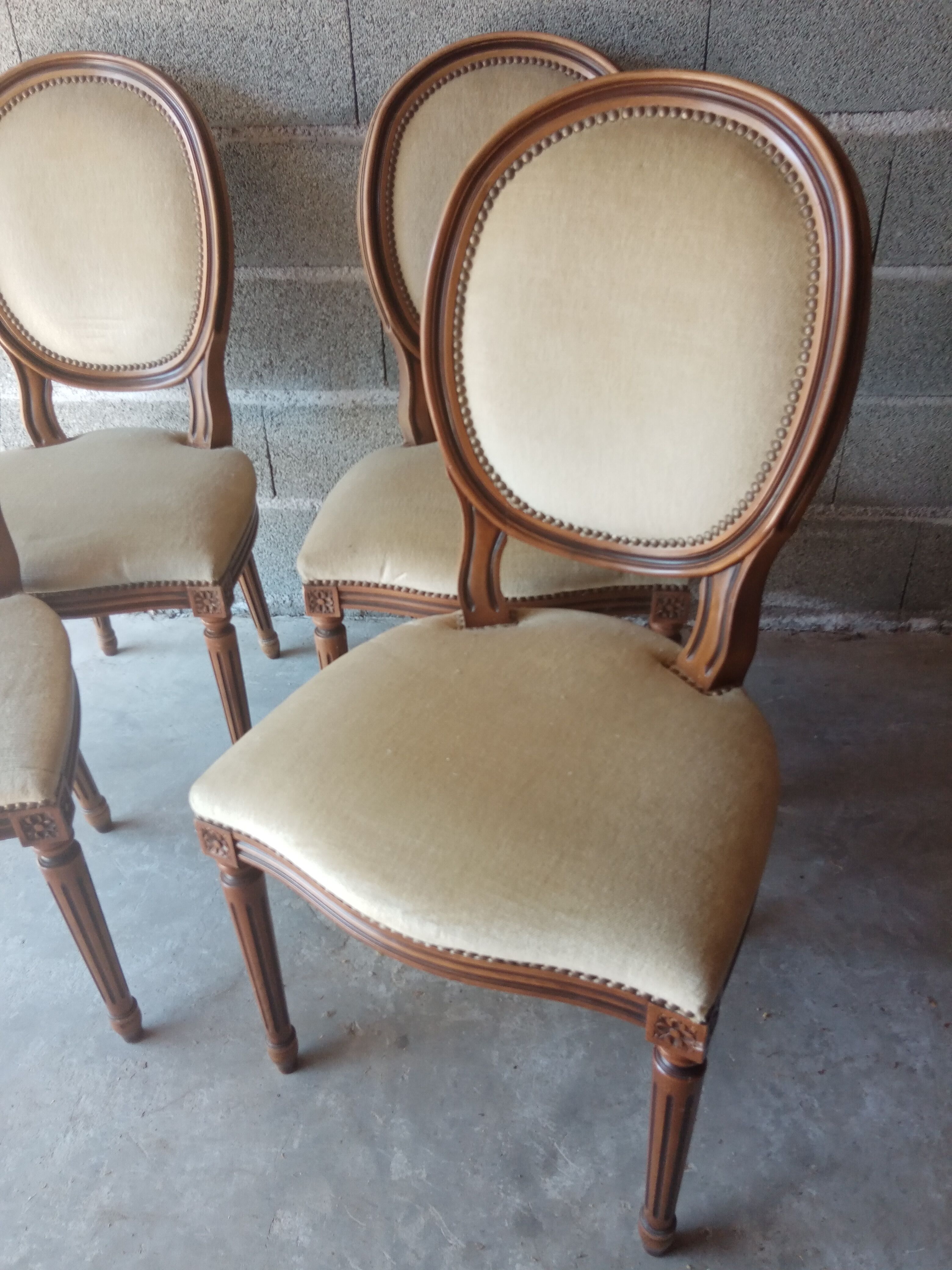 Suite 4 chairs medallion wood and fabric