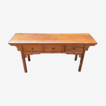 Extreme orient console table with 3 drawers