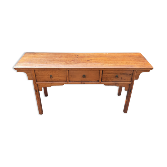 Extreme orient console table with 3 drawers