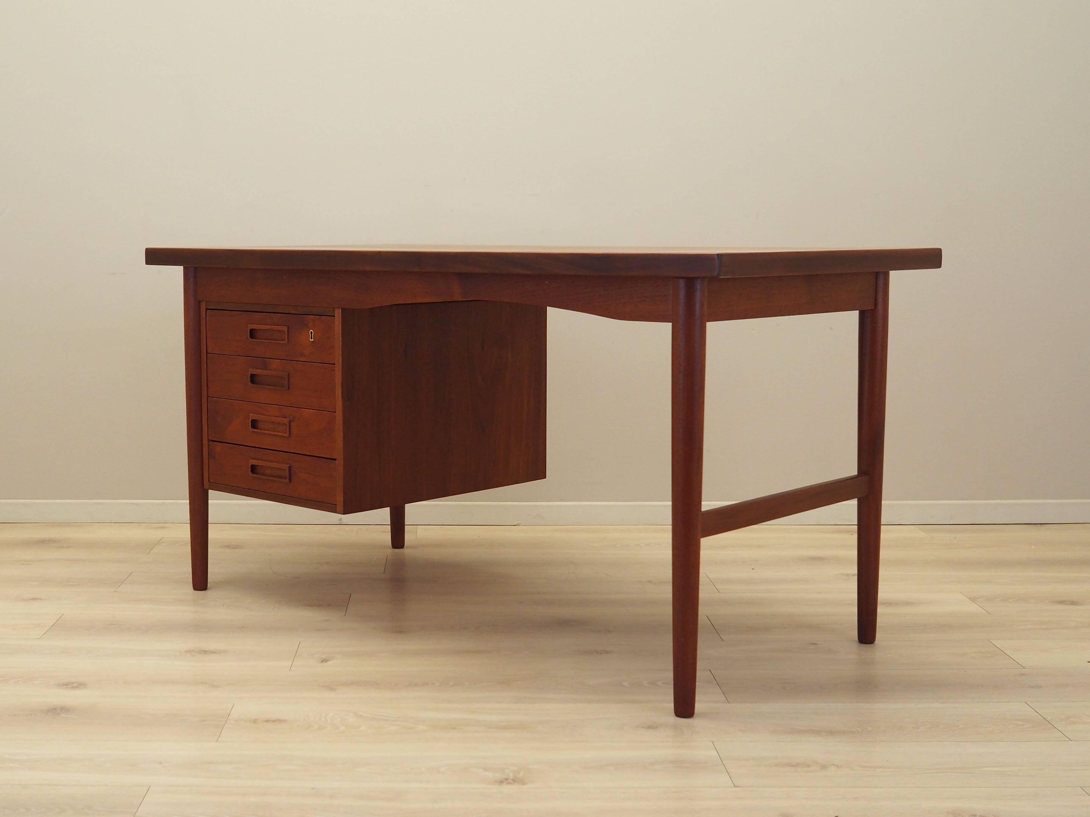 Teak desk, Danish design, 1970s, production: Denmark