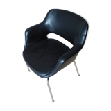 Armchair with leather and chrome armrests