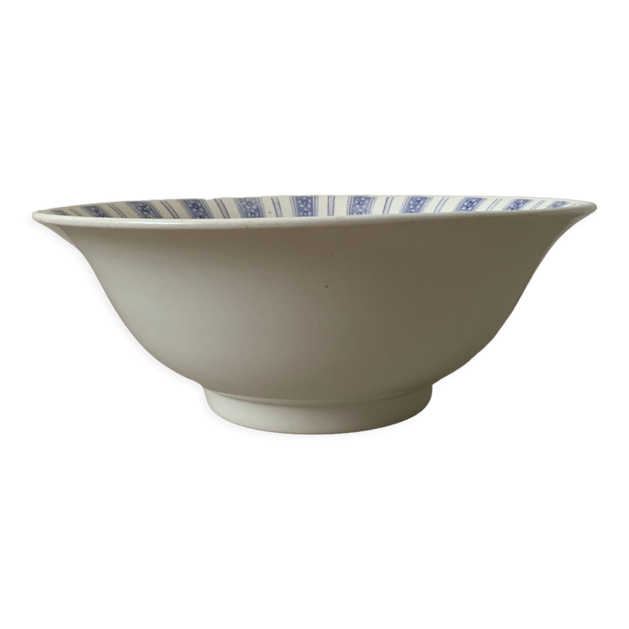 Antique ceramic salad bowl from the Gien factory