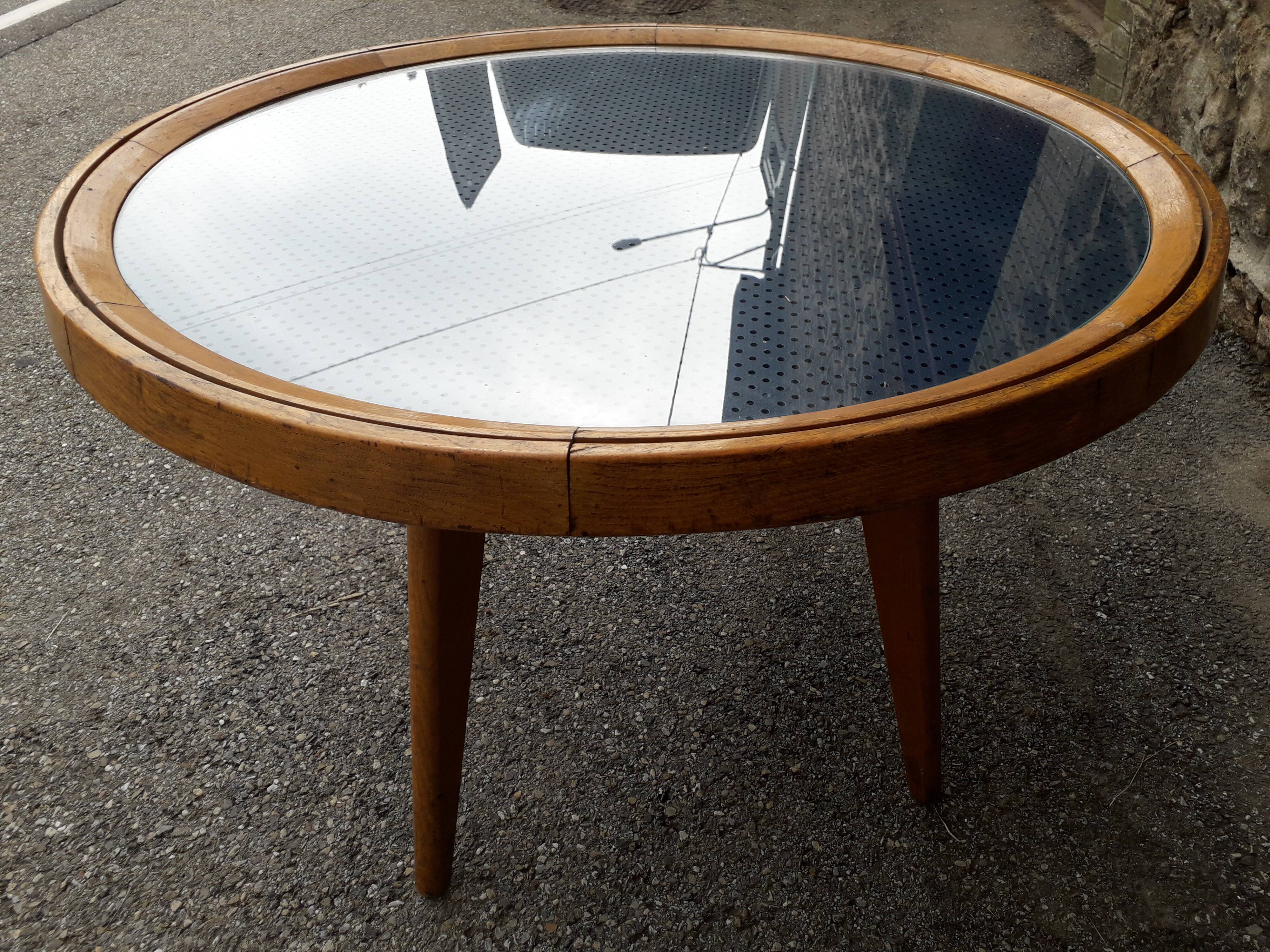 Coffee table vintage compass feet