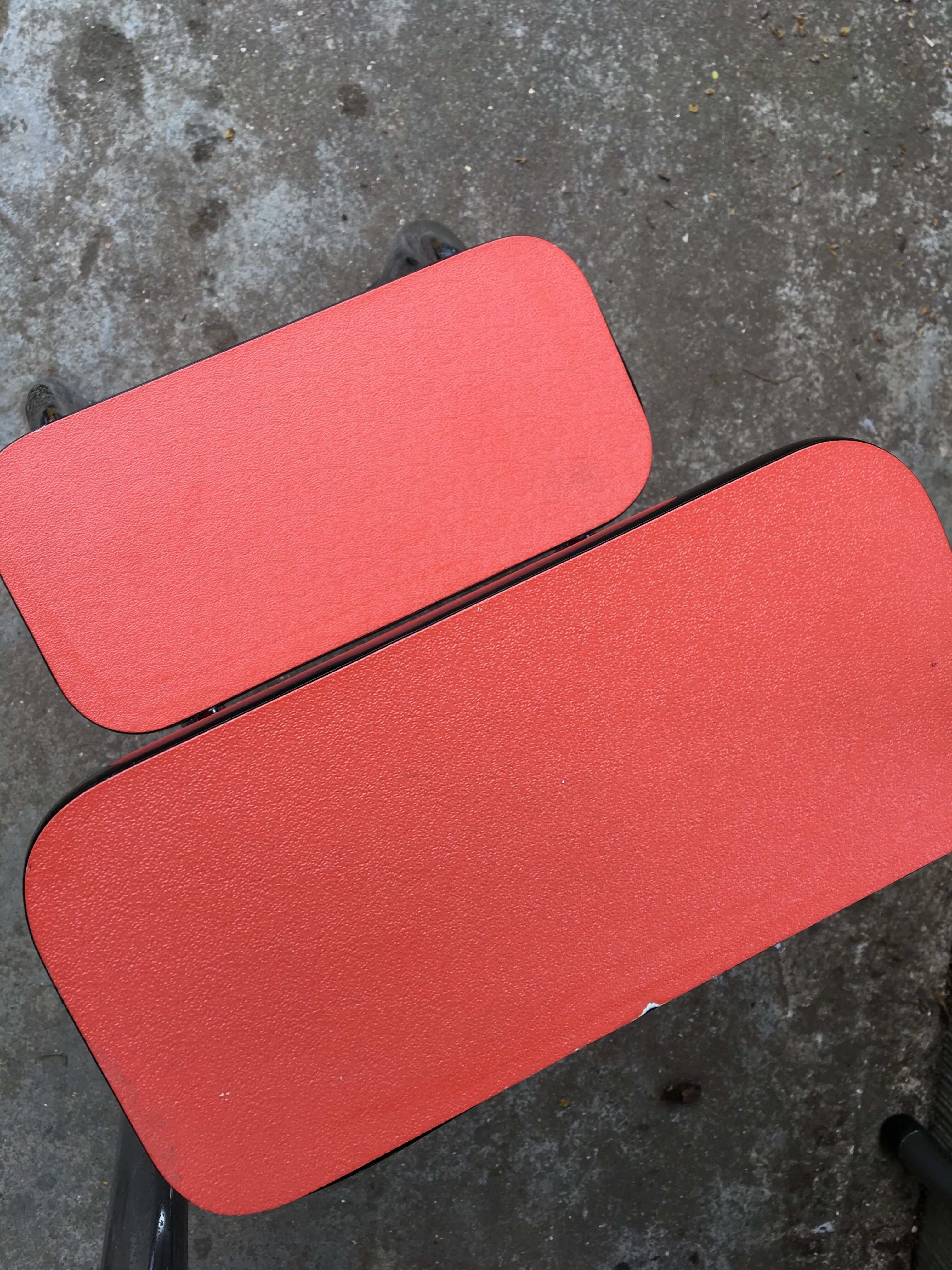 Stool stool red Formica