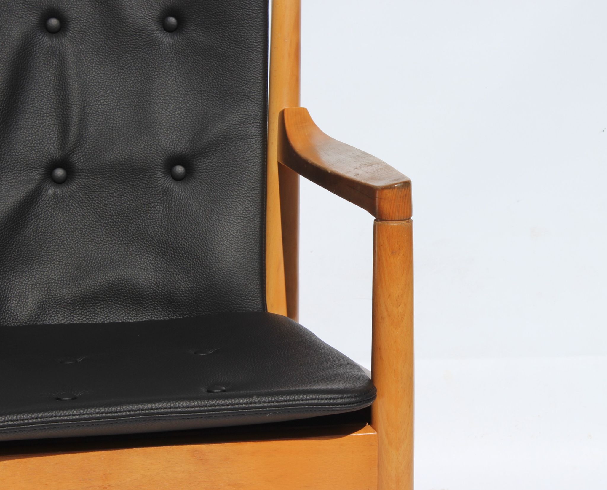 Fauteuil, modèle 1788, en cuir noir conçu par Hans J. Wegner