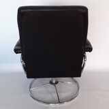 Scandinavian armchair in swivel leather