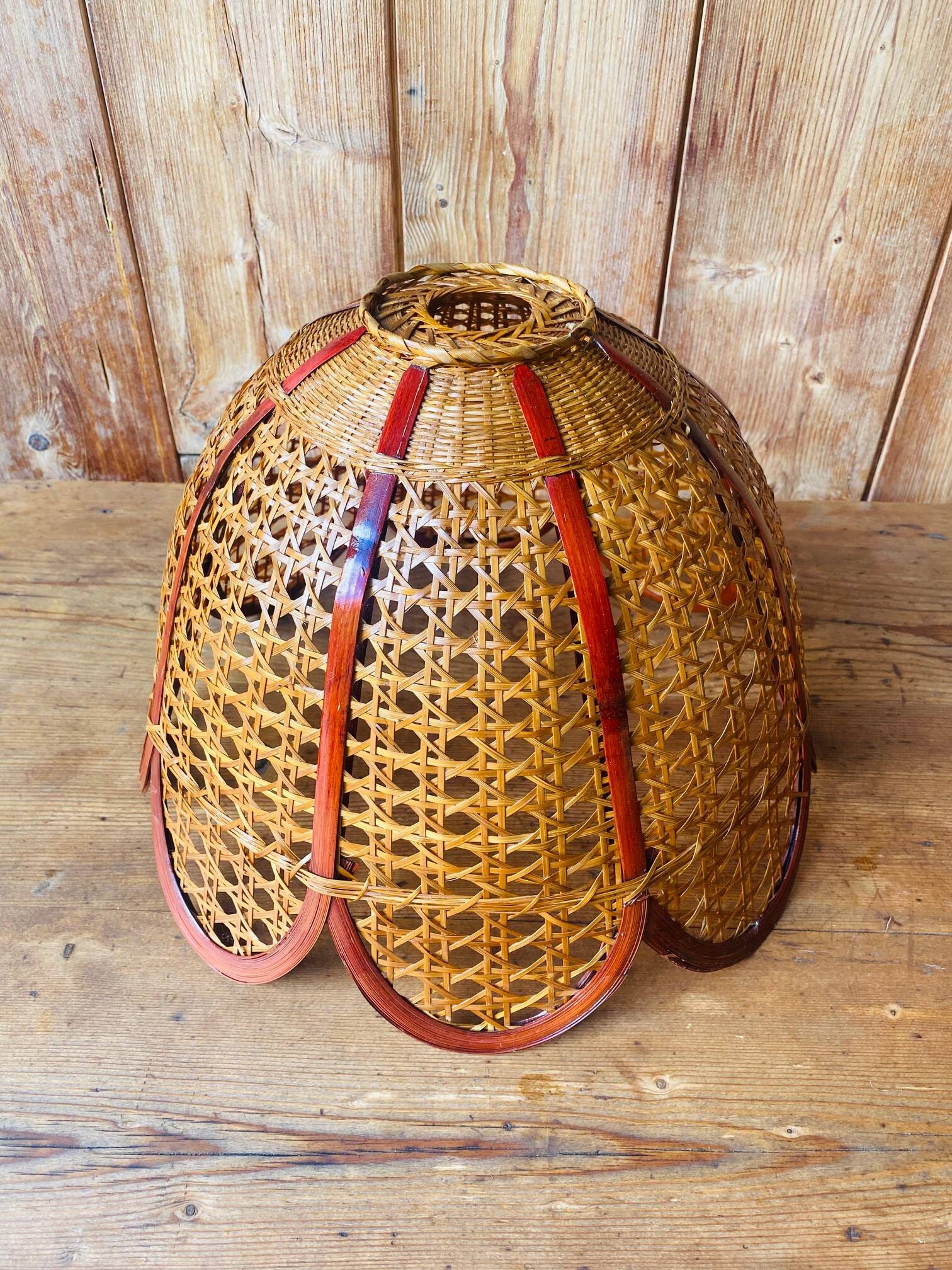 Vintage rattan flower pendant light.