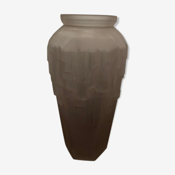 Deco art-style vase