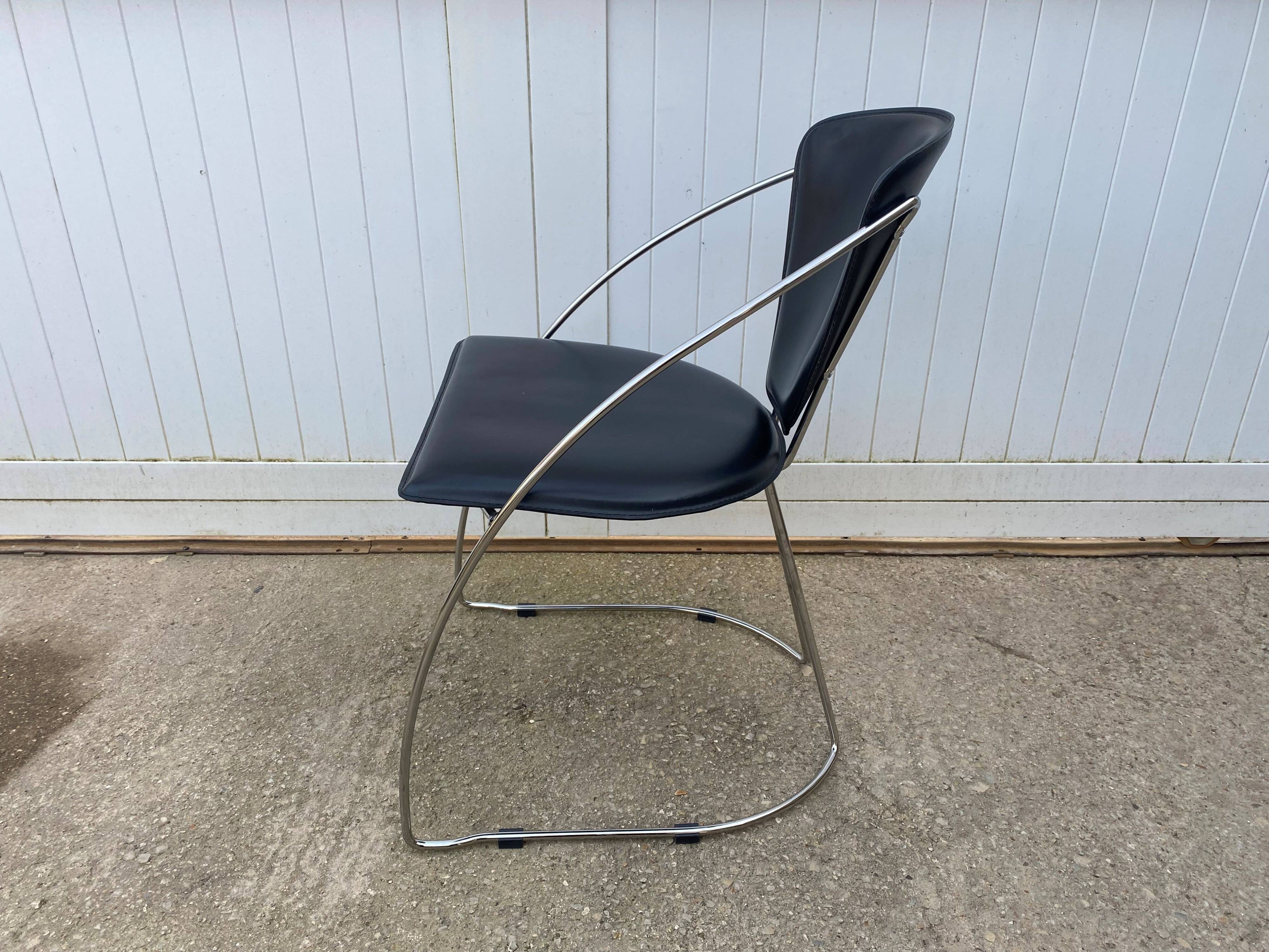 4 Linda armchairs by Arrben in black leather and chrome steel, 1980