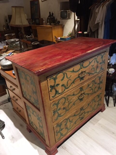 Savoyarde painted 3 drawer dresser