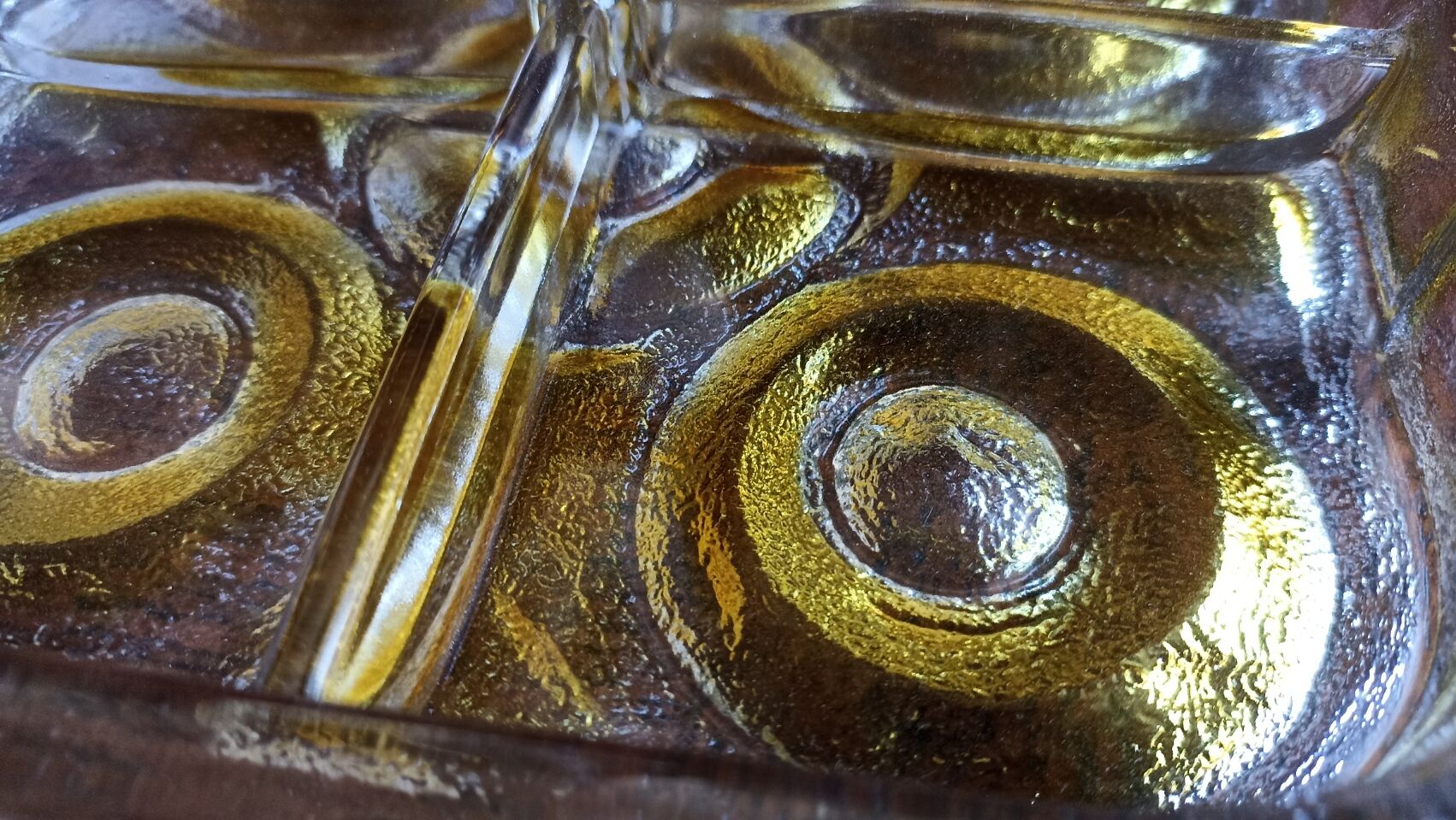 Dish with presentation compartments Walther kristallglass yellow