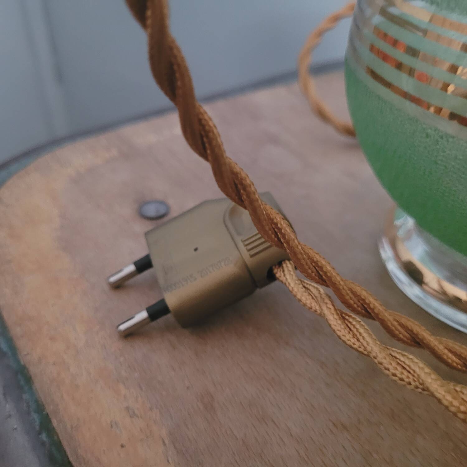 50s lamp with granite glass and gold trim
