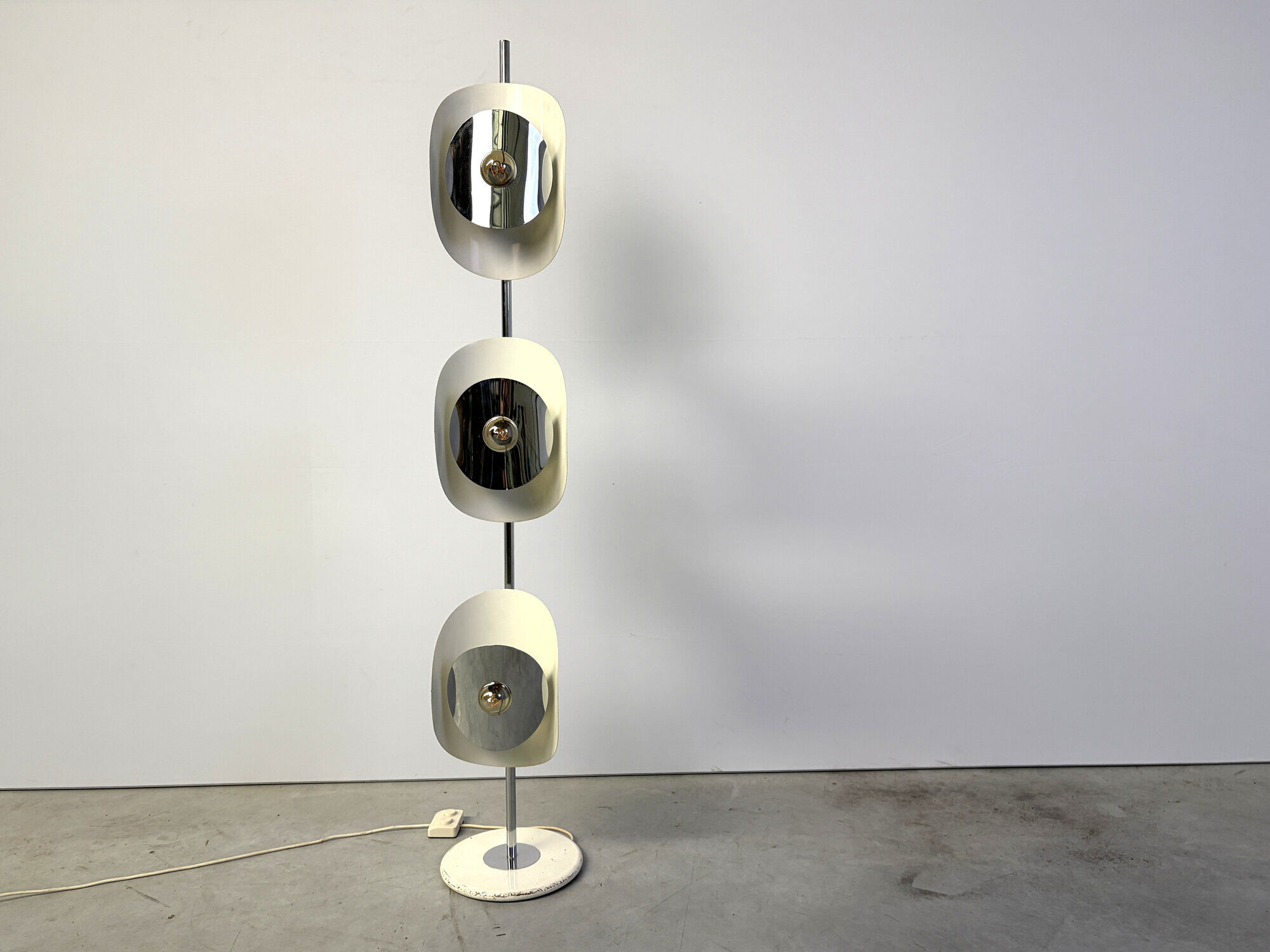 Mid century floor lamp by Brevetatto Italy, 1960s
