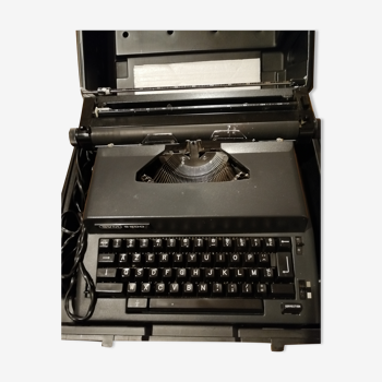 Machine à écrire SVM9900