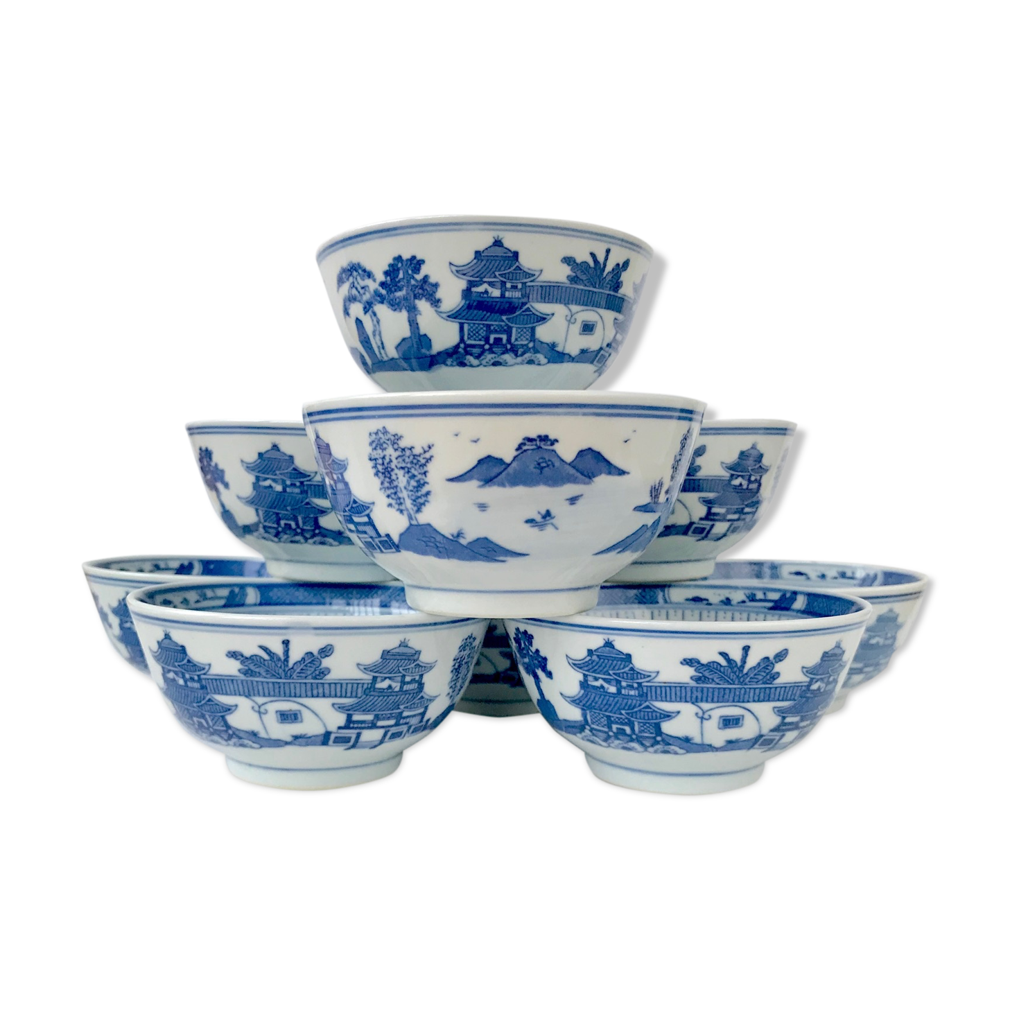 Set of 10 Chinese bowls