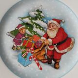 Pair of Villeroy & Boch christmas plates
