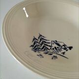 Large Moulin des Loups St Amand Frédéric model dish