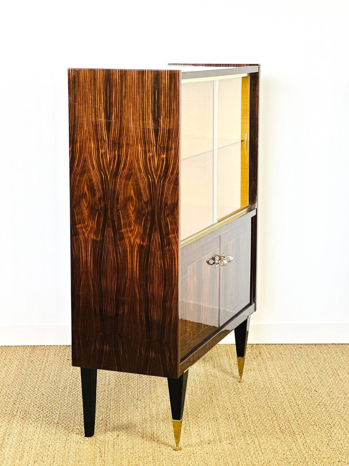 Art Deco display cabinet 1940