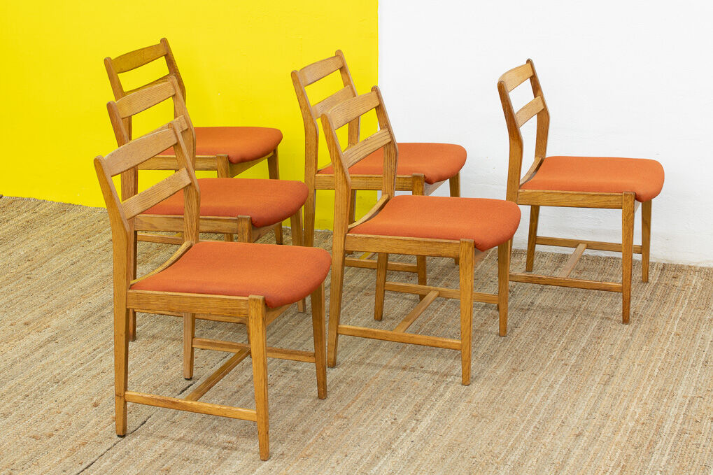 Series of Scandinavian chairs 45.5 cm