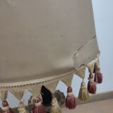 Foot lamp with pompoms