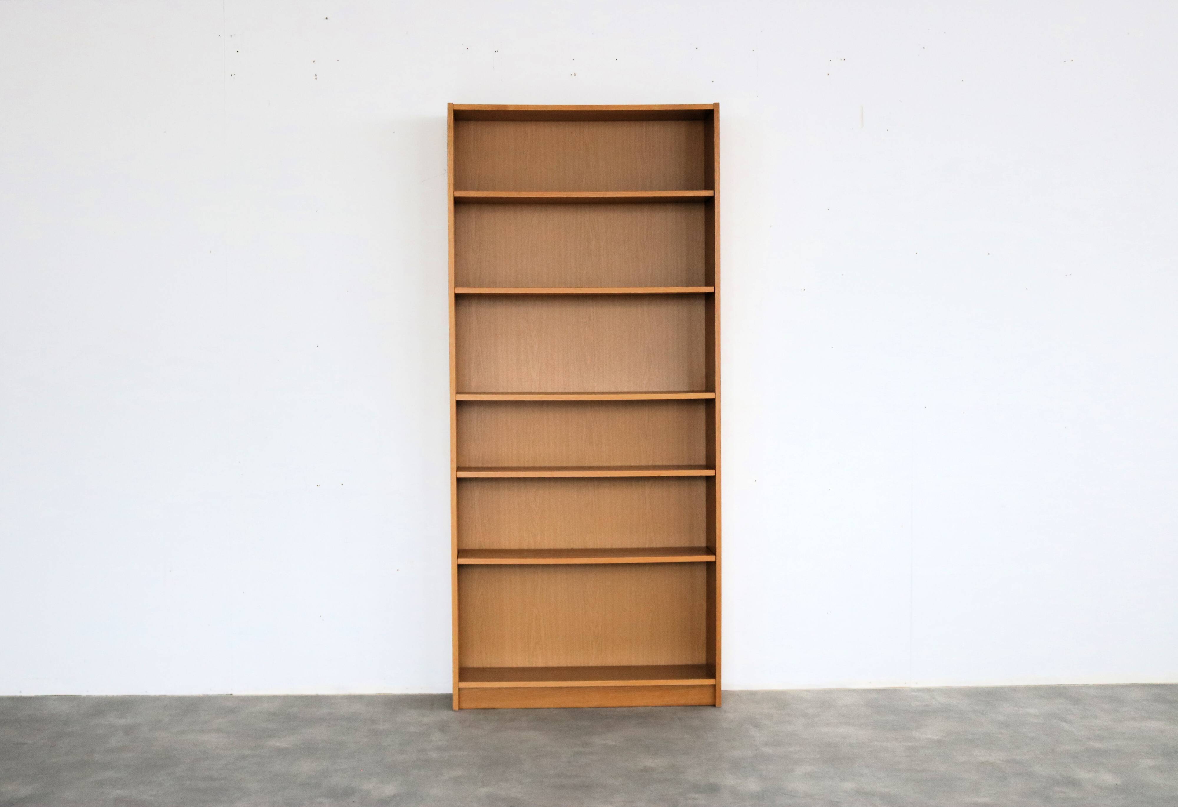 vintage bookcase | cupboard | 60s | oak