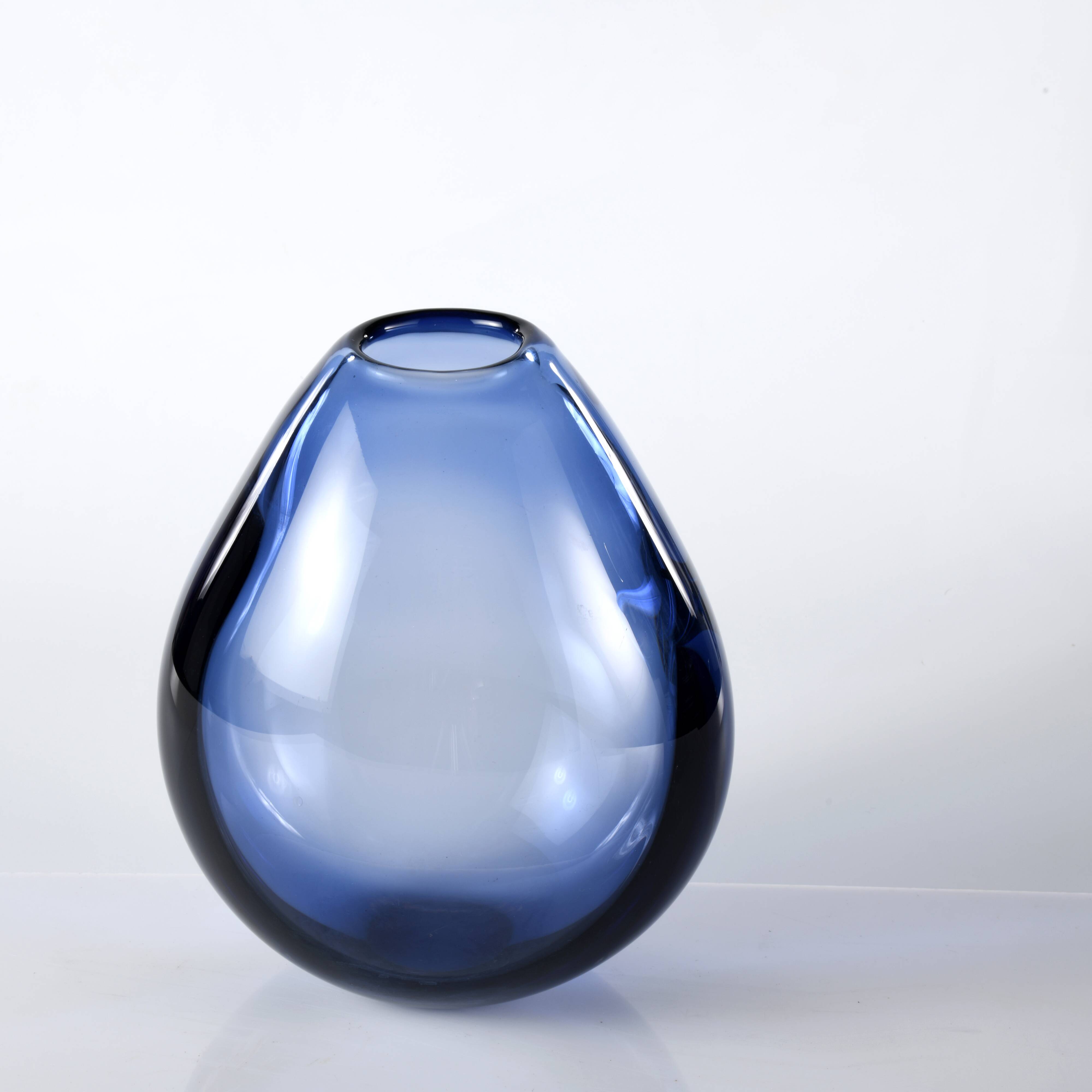 Glass vase by Per Lutken for Holmegaard