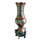 Red lacquer vase with mother-of-pearl inlay