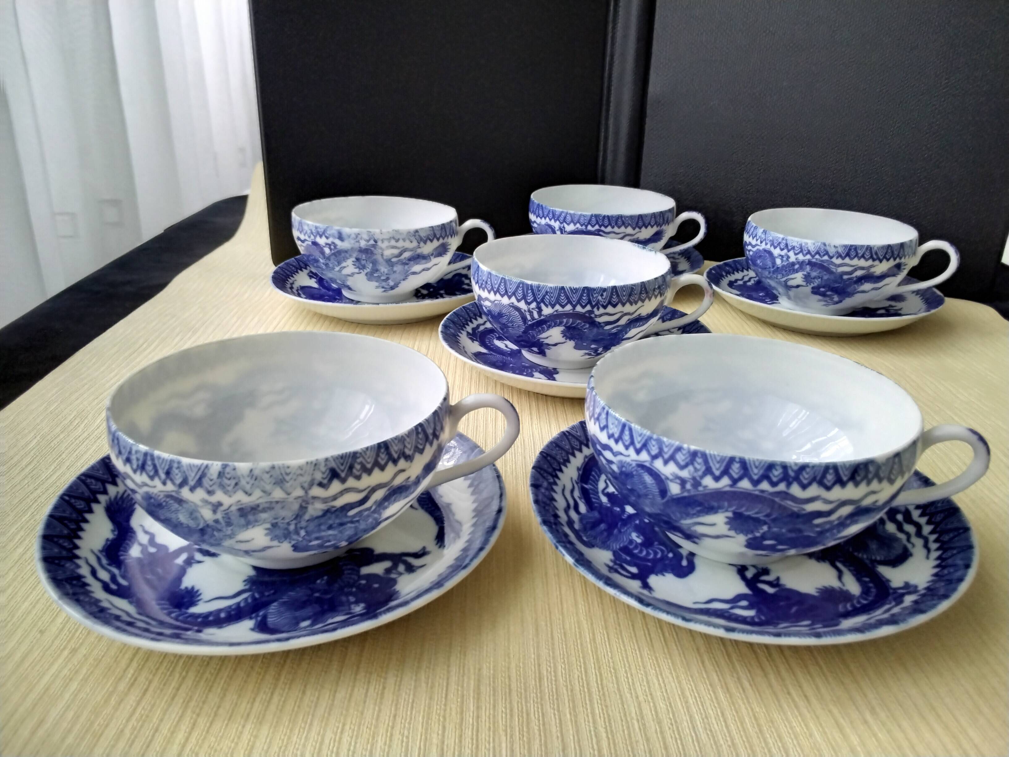 6 Japanese porcelain tea cups Dragon decoration