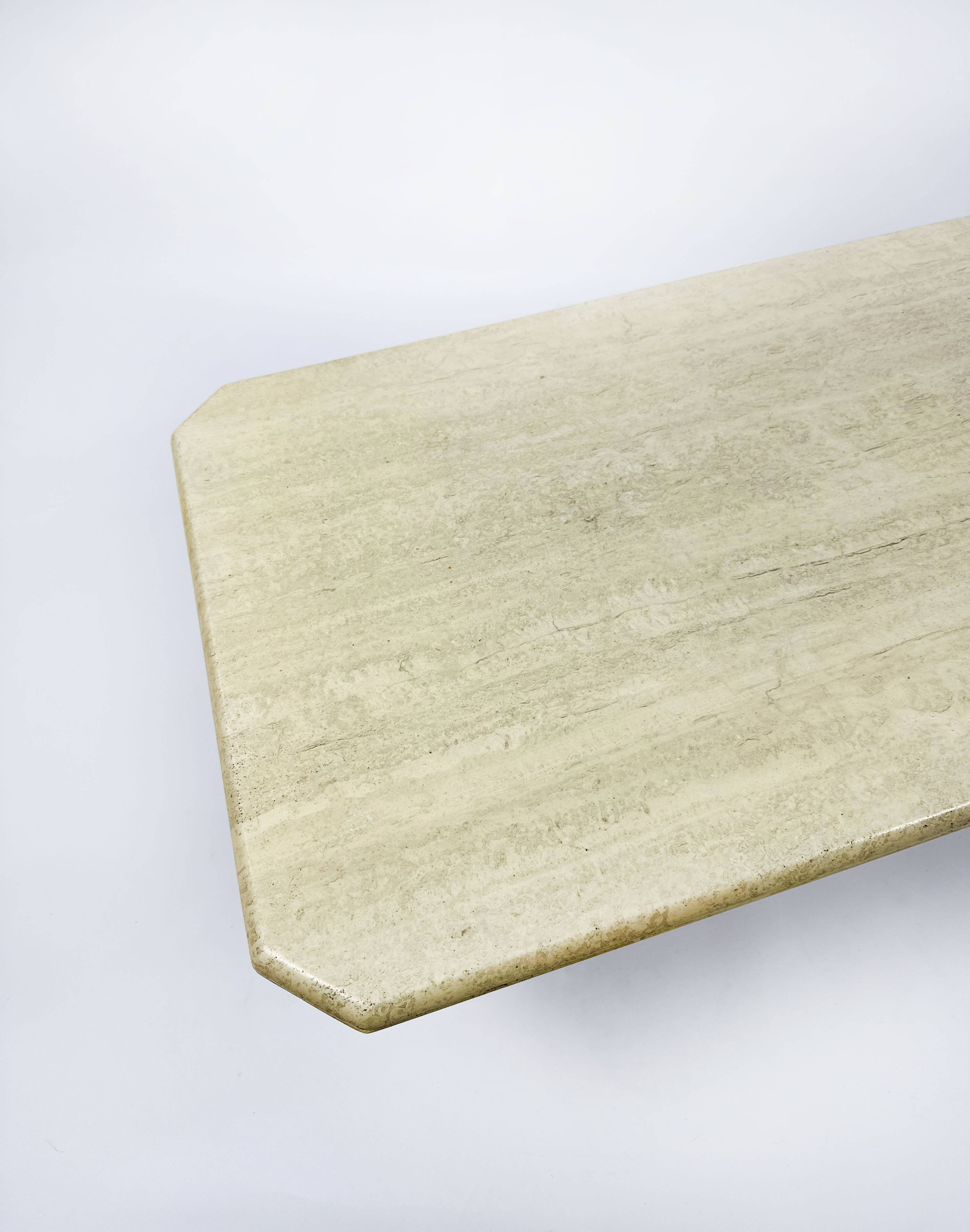 Table basse vintage des années 1970 en travertin