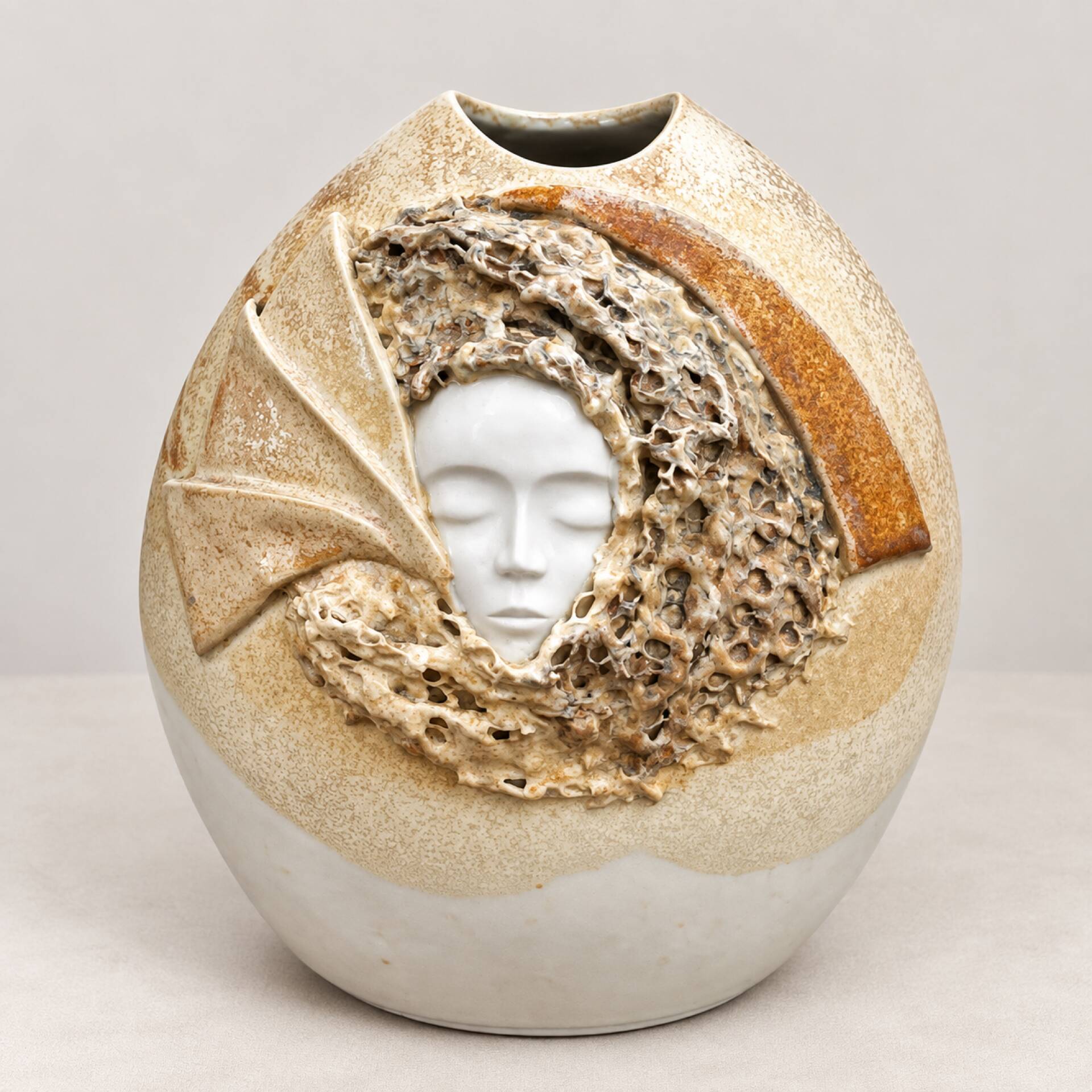 Vase moderniste de Alain Fichot/La Margelle