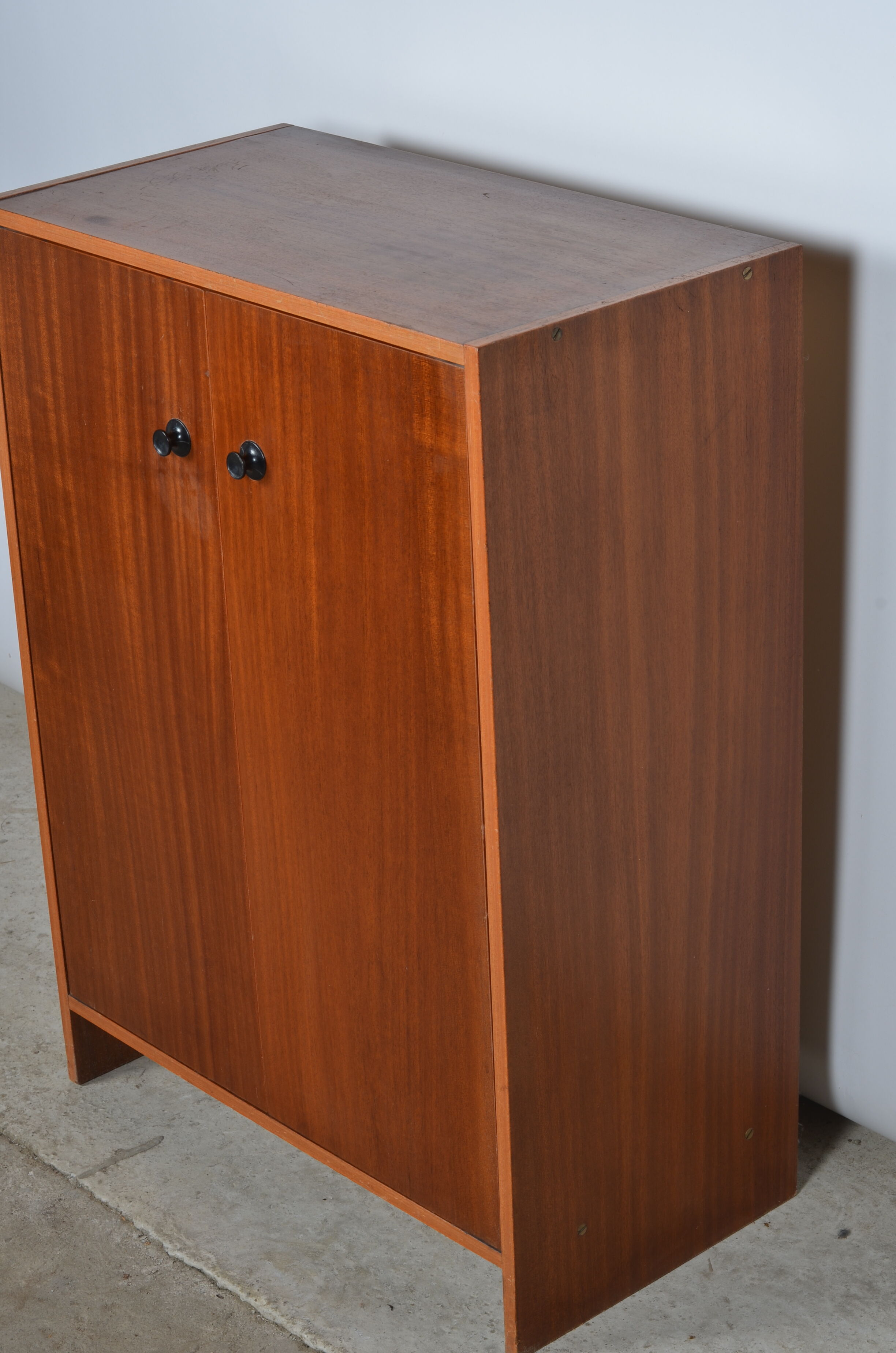 Shoe cabinet 2 doors