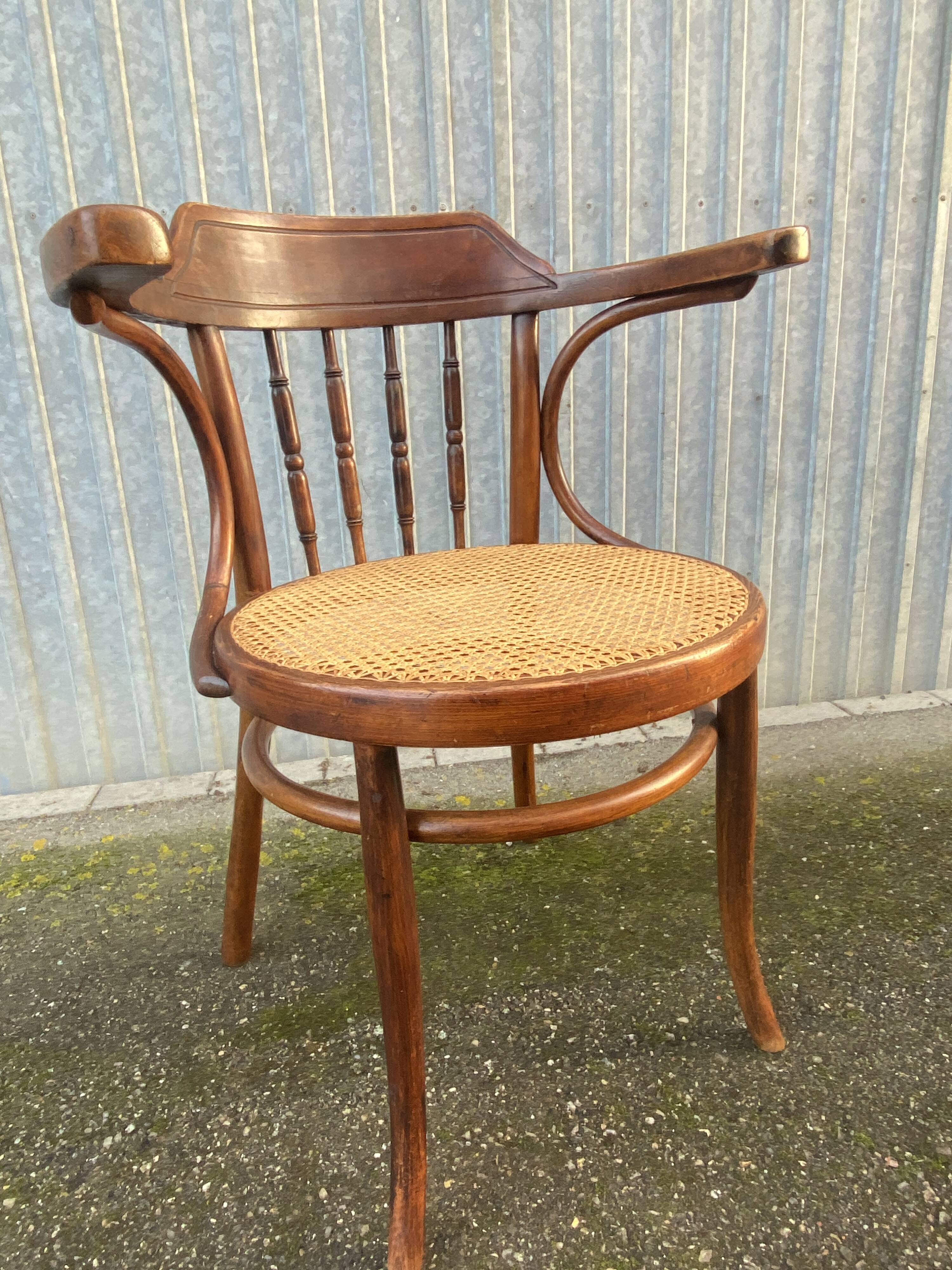 Fauteuil Bois courbé viennois vers 1920