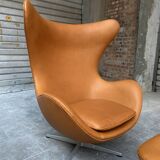 Restored Arne Jacobsen Egg armchair and ottoman for Fritz Hansen, 1960s