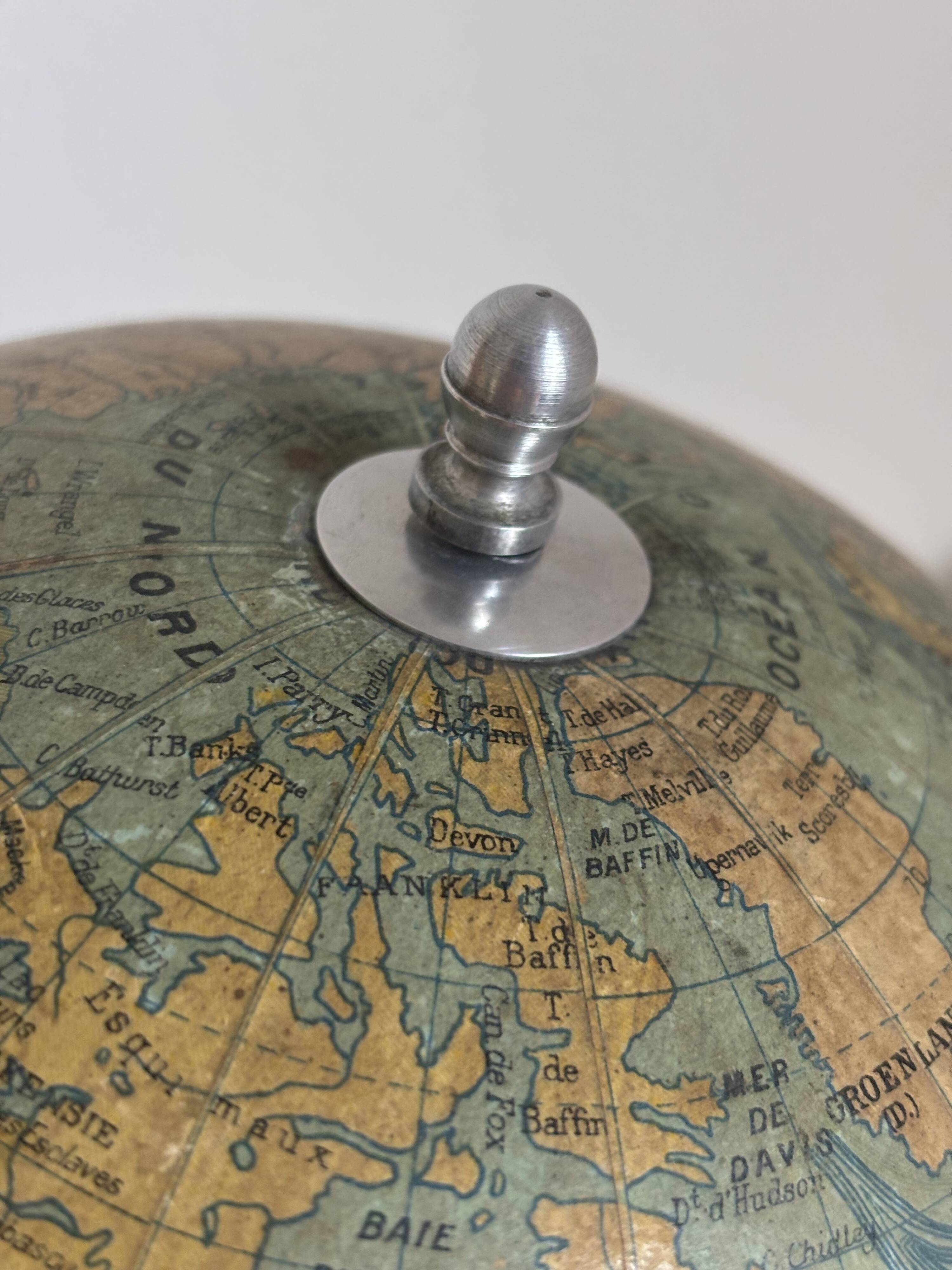 Globe vintage 1950 terrestre Girard et Barrère et Thomas - 33 cm