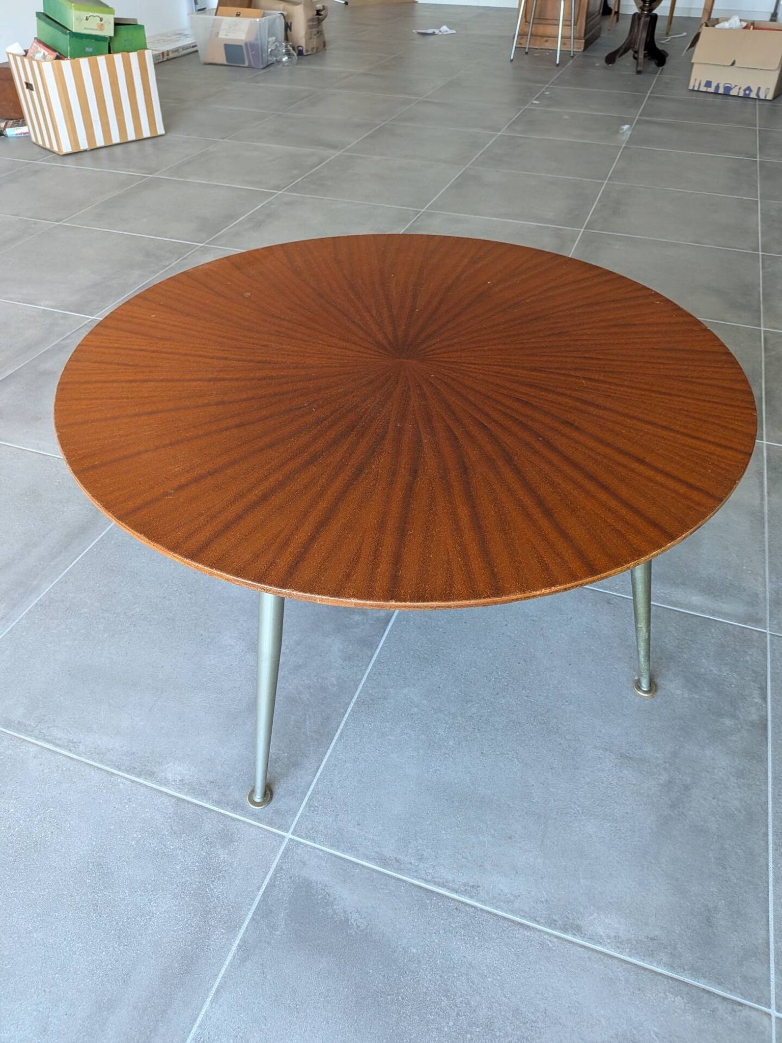Vintage German round coffee table in sun veneer – W. Germany, an