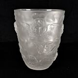 Vase "Cherubs" vintage glass pressed