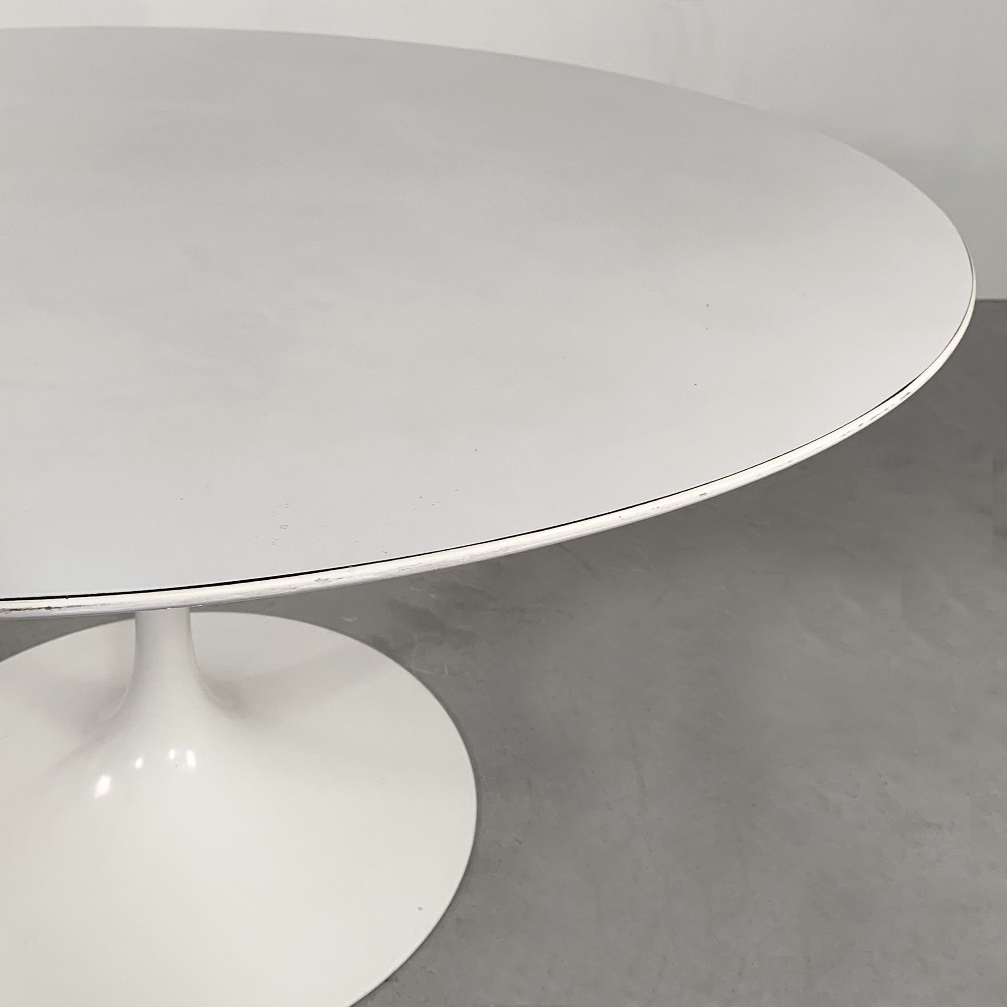 Table laminée Tulip 140 cm par Eero Saarinen pour Knoll, 1960