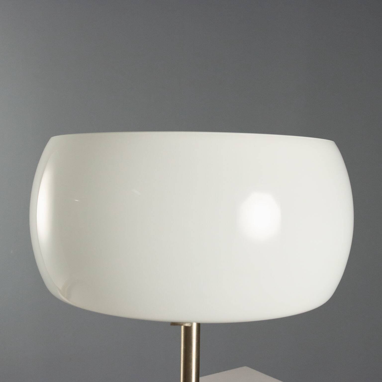 'Erse' lamp by Vico Magistretti for Artemide - 1970s