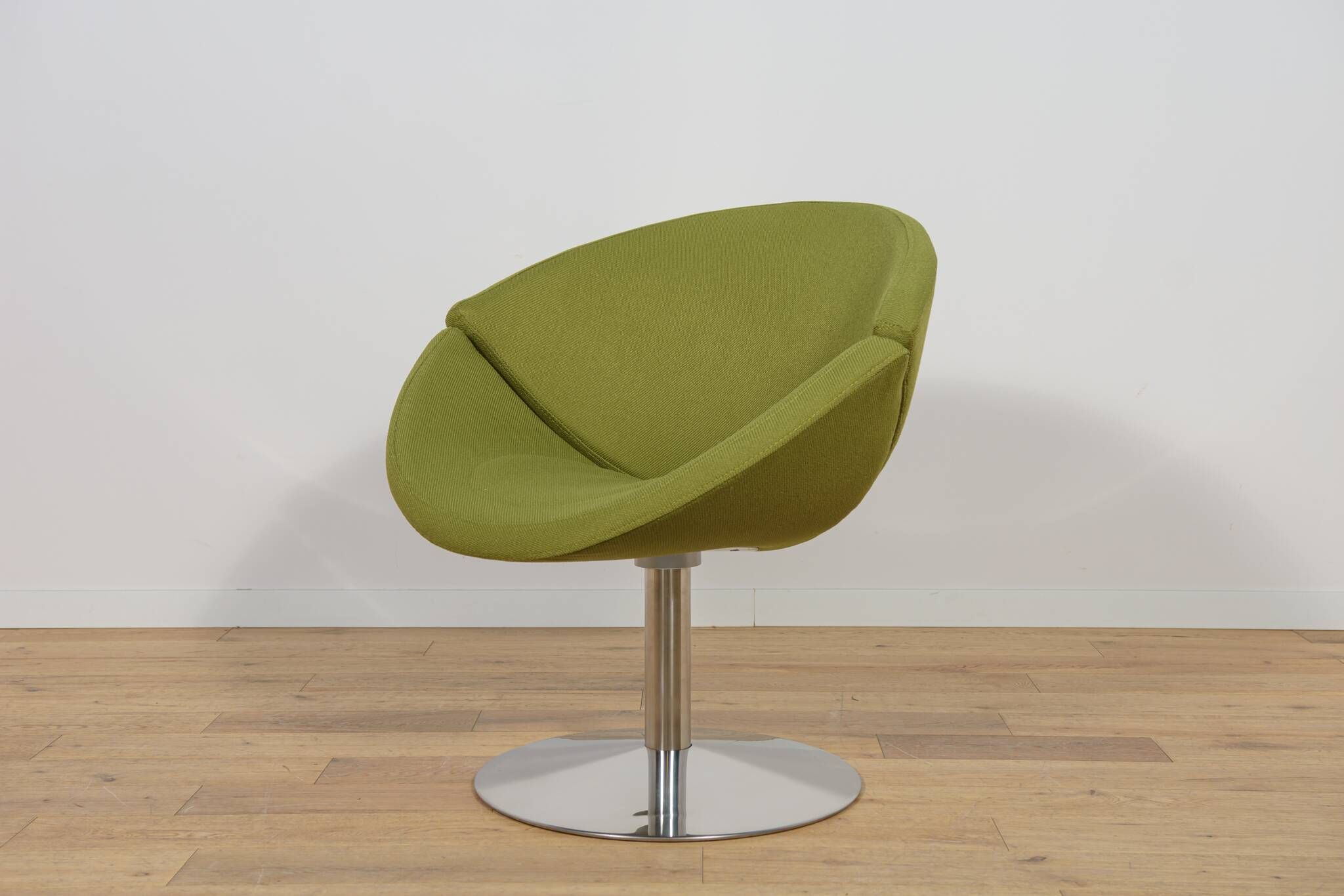 Model EJ 96 „Apollo” Armchair by Peter Hjort Lorentzen & Johannes Foersom