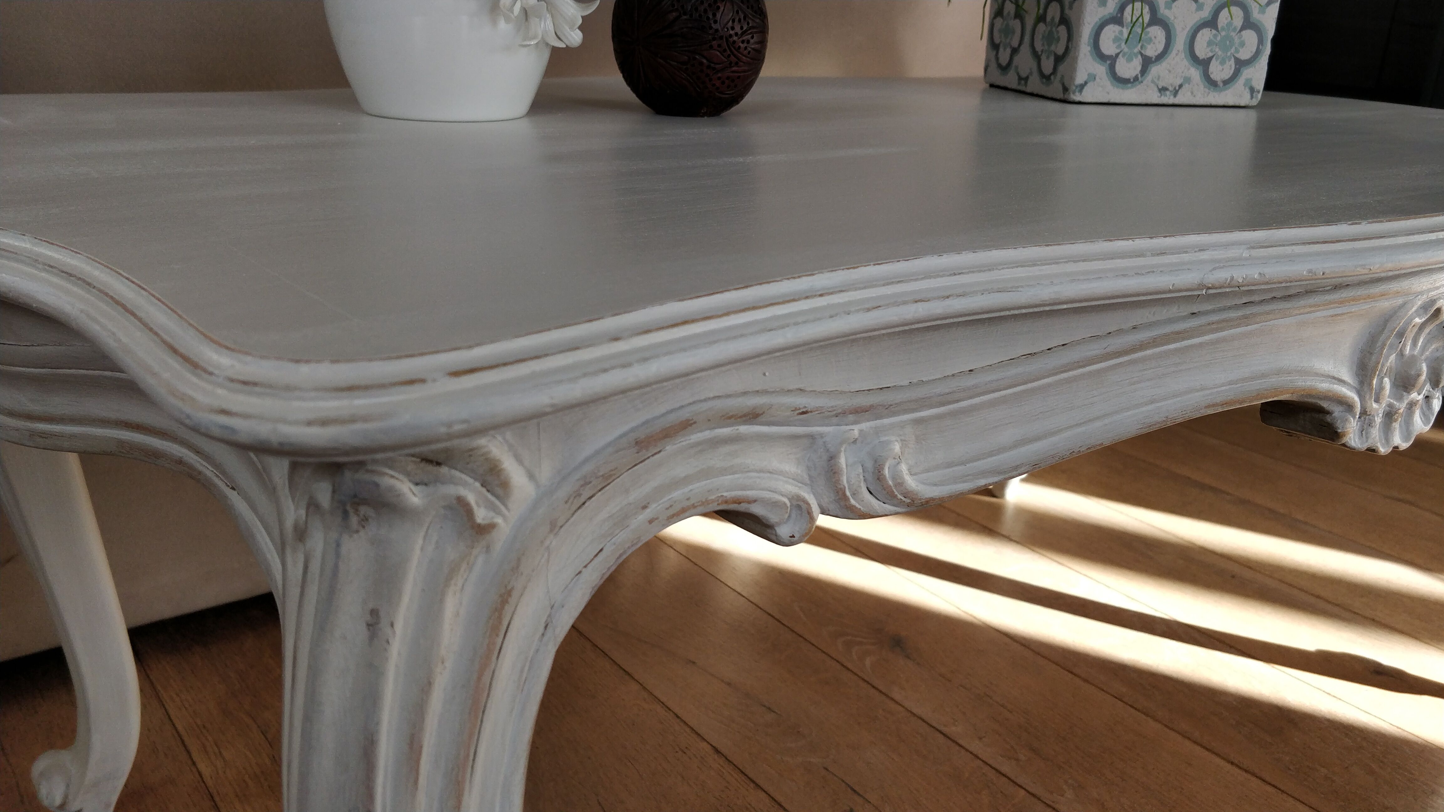 Coffee table in whitened solid oak