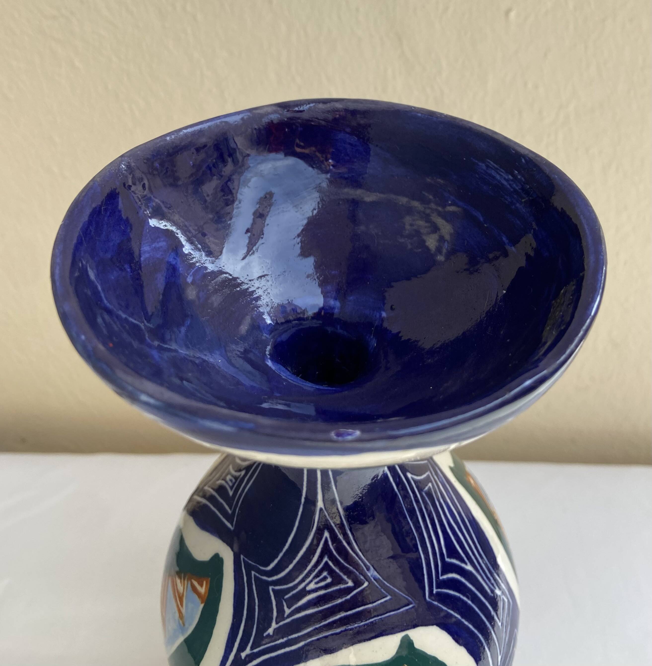 Ceramic vase by Gabrielle Mackiewicz