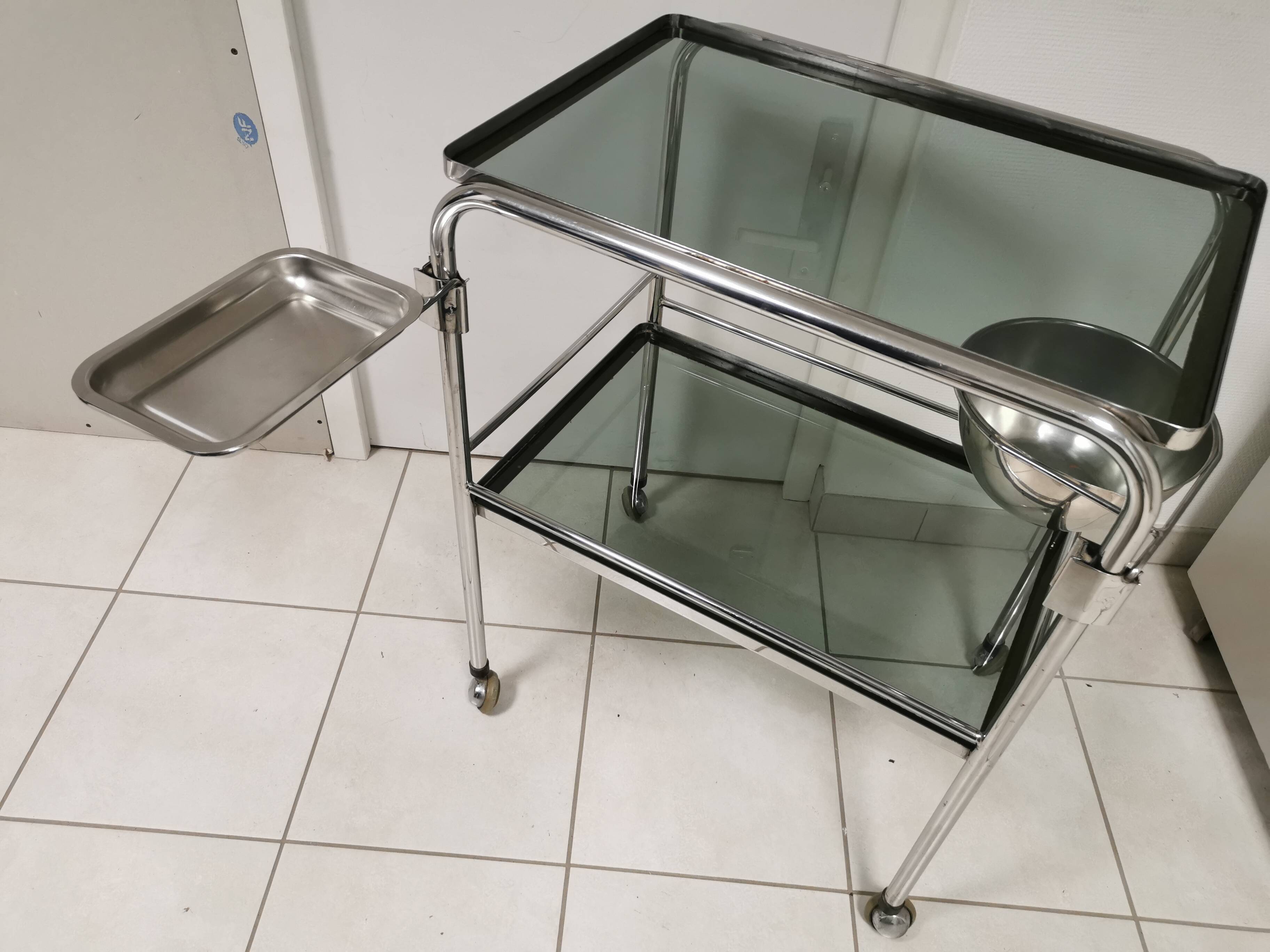 Desserte Médicale , Inox et verre fumé , Table de médecin design vintage 70's