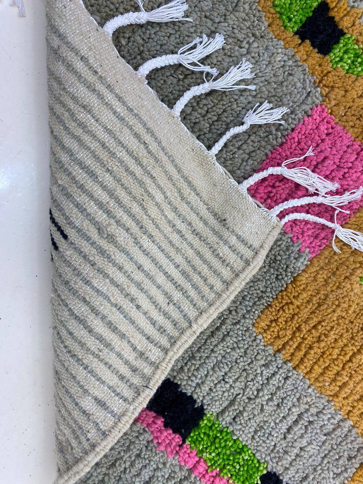 Traditional Berber rug in natural wool 3x2 m