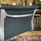 pair of Charles & Ray Eames chairs for Herman Miller model EA 106